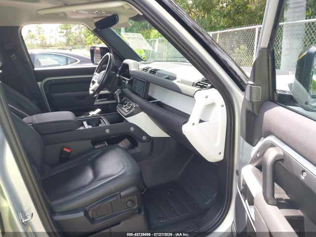 Продажа на аукционе авто 2023 Land Rover Defender 110 S, vin: SALEJEEX8P2123686, номер лота: 45729496