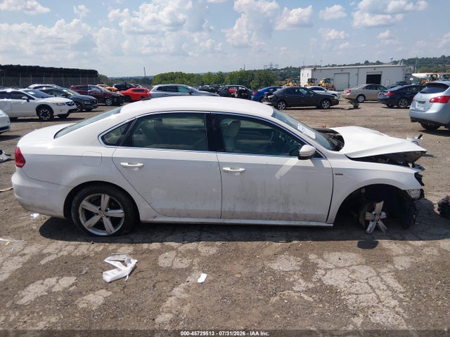 2015 Volkswagen Passat 1.8t Limited Edition მანქანა იყიდება აუქციონზე, vin: 1VWAT7A38FC114698, აუქციონის ნომერი: 45729513