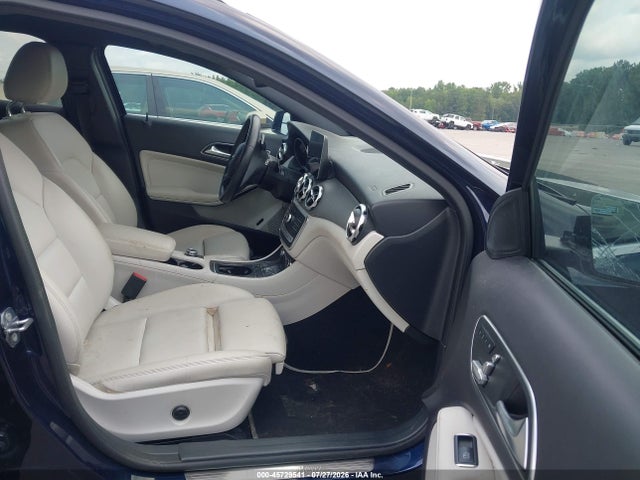 2018 Mercedes-benz Gla 250 4matic მანქანა იყიდება აუქციონზე, vin: WDCTG4GB6JJ478744, აუქციონის ნომერი: 45729541