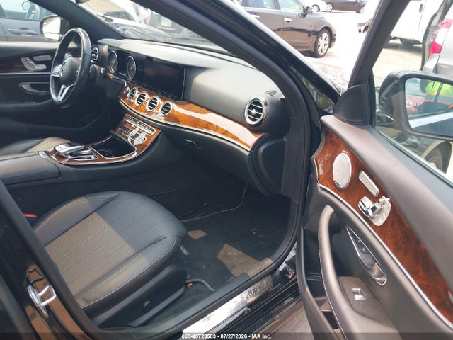 Продаж на аукціоні авто 2019 Mercedes-benz E 300 4matic, vin: WDDZF4KB1KA532761, номер лоту: 45729583