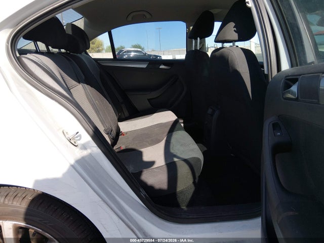 3VW2B7AJ1JM229236 Volkswagen Jetta 1.4t S