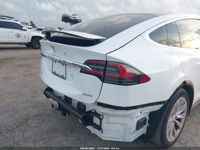 Tesla Model X 100d/75d/90d 2017 5YJXCDE28HF068325 Image 20