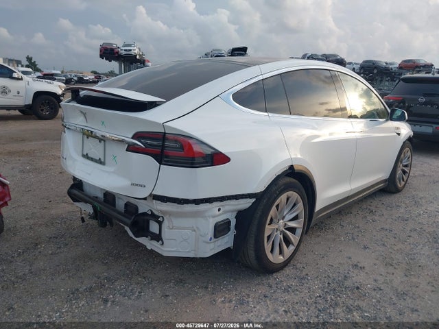 Tesla Model X 100d/75d/90d 2017 5YJXCDE28HF068325 Image 4