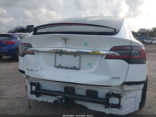 Tesla Model X 100d/75d/90d 2017 5YJXCDE28HF068325 Image 6