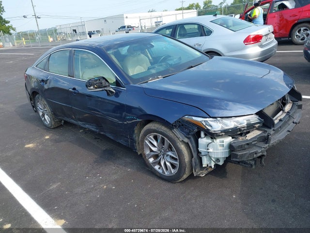 4T1BZ1FB5KU017381 auction archive image