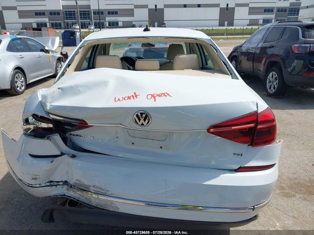 2017 Volkswagen Passat 1.8t Se მანქანა იყიდება აუქციონზე, vin: 1VWBT7A32HC021005, აუქციონის ნომერი: 45729689