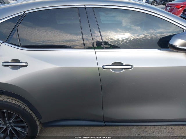 2022 Lexus Nx 250 Premium მანქანა იყიდება აუქციონზე, vin: 2T2GDCAZ9NC002940, აუქციონის ნომერი: 45729699