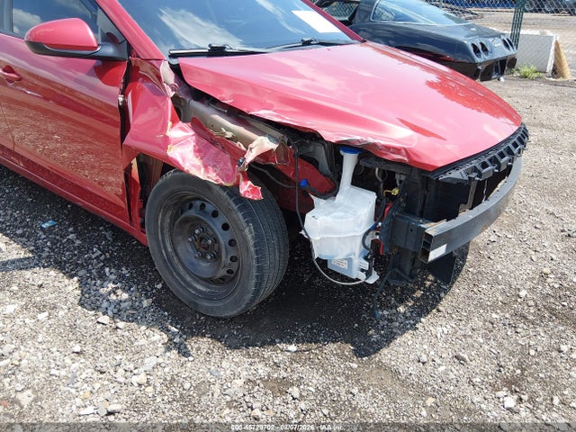 45729702 :رقم المزاد ، 5NPD74LF9HH148702 vin ، 2017 Hyundai Elantra Se مزاد بيع