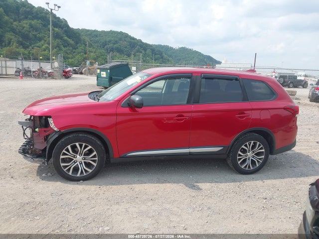 Продаж на аукціоні авто 2018 Mitsubishi Outlander Es, vin: JA4AD2A32JZ048622, номер лоту: 45729726