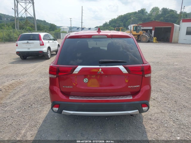 Продаж на аукціоні авто 2018 Mitsubishi Outlander Es, vin: JA4AD2A32JZ048622, номер лоту: 45729726