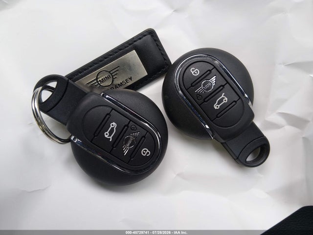 45729741 :رقم المزاد ، WMZ83BR04R3S13229 vin ، 2024 Mini Countryman Cooper S مزاد بيع
