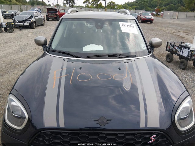 45729741 :رقم المزاد ، WMZ83BR04R3S13229 vin ، 2024 Mini Countryman Cooper S مزاد بيع