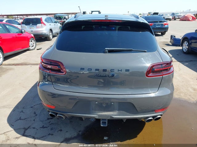 Porsche MACAN S 2018 WP1AB2A53JLB30826 Image 17
