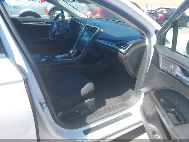 3FA6P0HD9GR216748 Ford FUSION SE