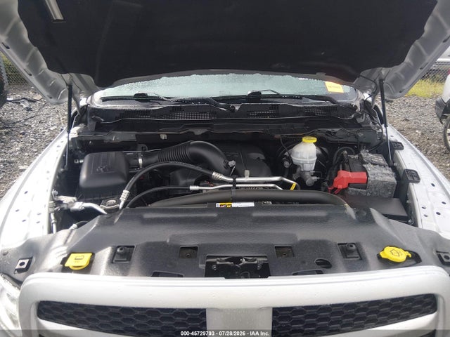 2018 Ram 1500 Express  4x4 6'4 Box მანქანა იყიდება აუქციონზე, vin: 1C6RR7FT3JS309997, აუქციონის ნომერი: 45729793