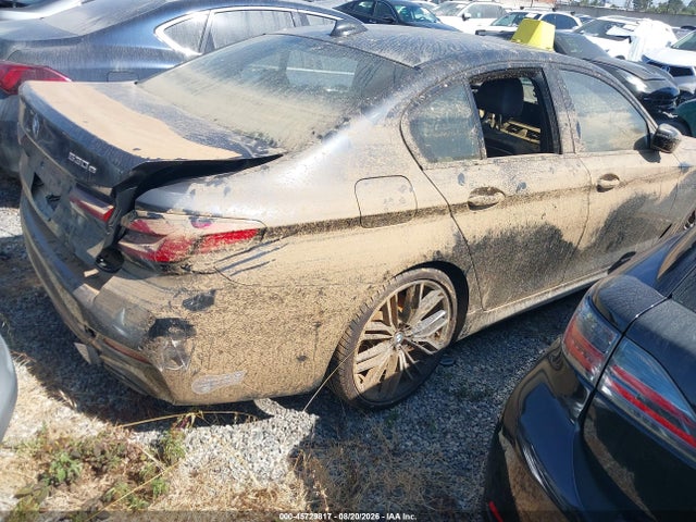 BMW 530e 2021 WBA13AG04MCF53391 Image 4