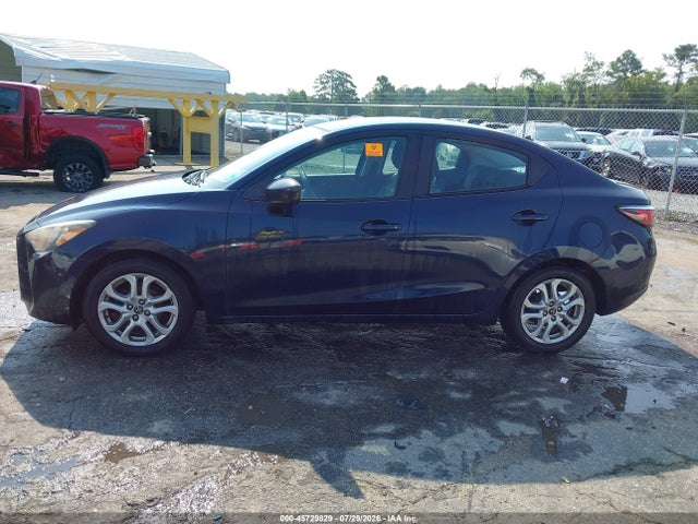 3MYDLBYV6HY158320 Toyota YARIS IA