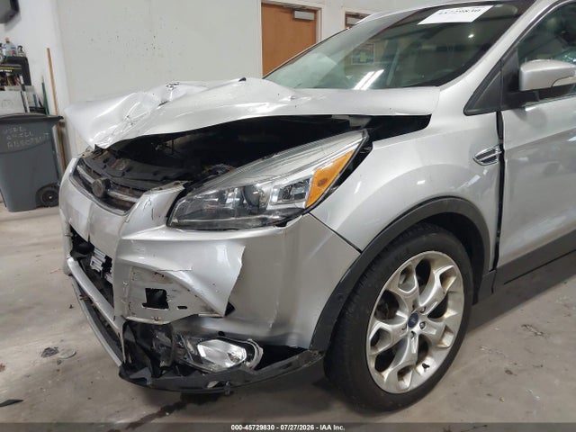 2013 Ford Escape Titanium მანქანა იყიდება აუქციონზე, vin: 1FMCU9J99DUB07805, აუქციონის ნომერი: 45729830