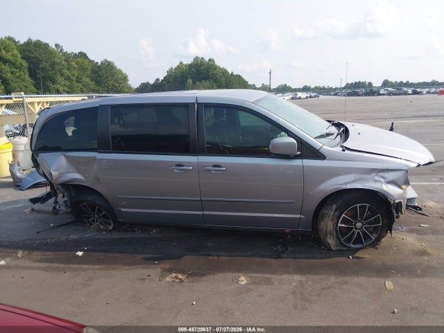 Продаж на аукціоні авто 2016 Dodge Grand Caravan Sxt, vin: 2C4RDGCG9GR256165, номер лоту: 45729837