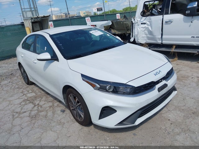 KIA Forte Lxs 2024 3KPF24AD2RE757063 zdjęcie główne