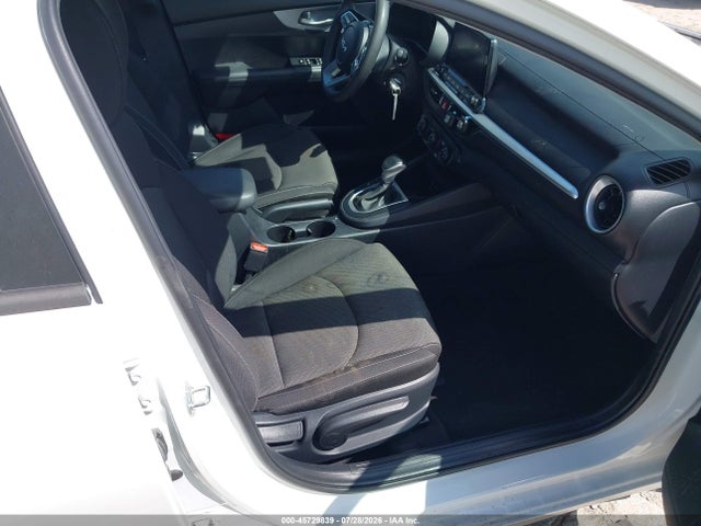 KIA Forte Lxs 2024 3KPF24AD2RE757063 Image 5