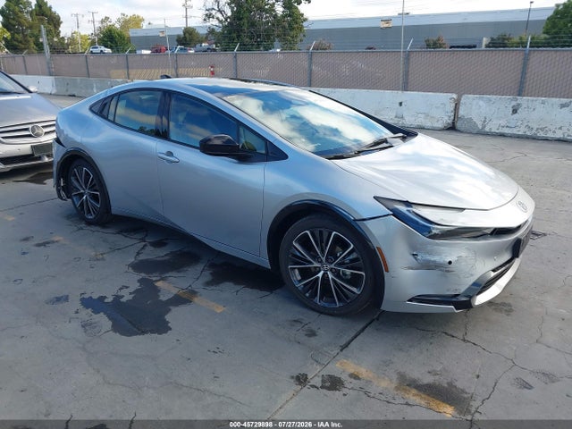 Toyota Prius Limited 2026 JTDACAAU5T3072527 main image