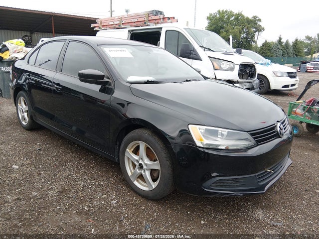 Продажа на аукционе авто 2014 Volkswagen Jetta 2.0l Tdi Value Edition, vin: 3VWLL7AJ3EM270118, номер лота: 45729899