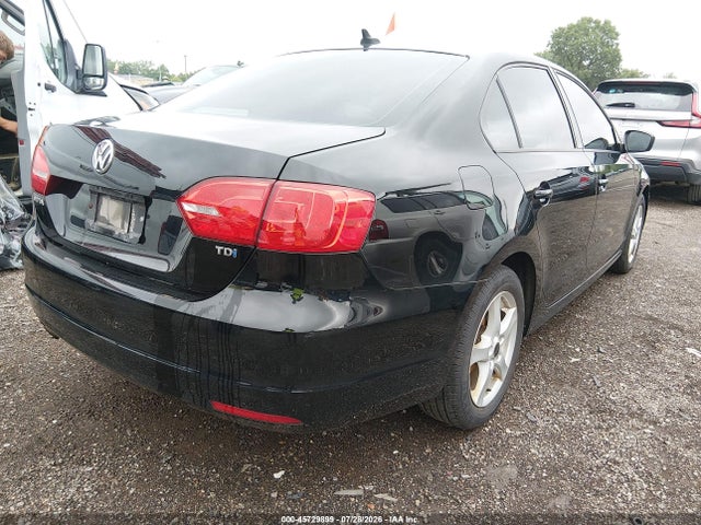 Продажа на аукционе авто 2014 Volkswagen Jetta 2.0l Tdi Value Edition, vin: 3VWLL7AJ3EM270118, номер лота: 45729899