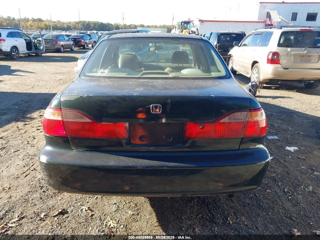 45729905 :رقم المزاد ، 1HGCG5642XA154621 vin ، 1999 Honda Accord Lx مزاد بيع