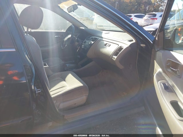 45729905 :رقم المزاد ، 1HGCG5642XA154621 vin ، 1999 Honda Accord Lx مزاد بيع