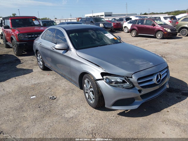 45729914 :رقم المزاد ، 55SWF4JB8FU065462 vin ، 2015 Mercedes-benz C 300 مزاد بيع