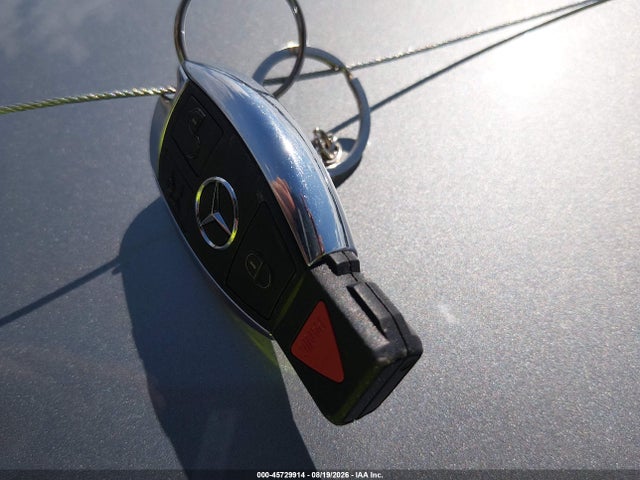45729914 :رقم المزاد ، 55SWF4JB8FU065462 vin ، 2015 Mercedes-benz C 300 مزاد بيع