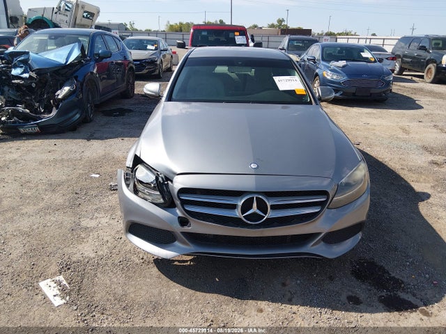 45729914 :رقم المزاد ، 55SWF4JB8FU065462 vin ، 2015 Mercedes-benz C 300 مزاد بيع