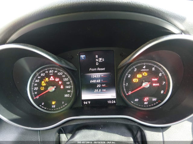 45729914 :رقم المزاد ، 55SWF4JB8FU065462 vin ، 2015 Mercedes-benz C 300 مزاد بيع