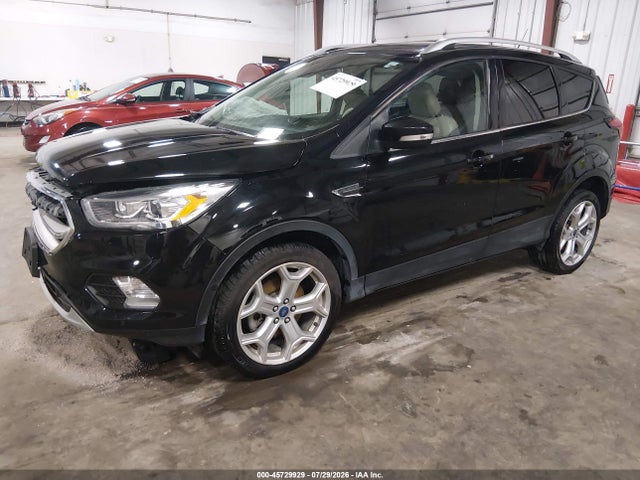 45729929 :رقم المزاد ، 1FMCU9J99KUC28945 vin ، 2019 Ford Escape Titanium مزاد بيع