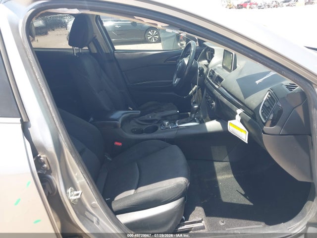 45729967 :رقم المزاد ، 3MZBM1V73FM171532 vin ، 2015 Mazda Mazda3 I Touring مزاد بيع