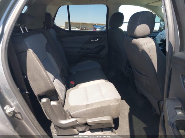 1GNERGKW0JJ134256 Chevrolet Traverse Lt Cloth
