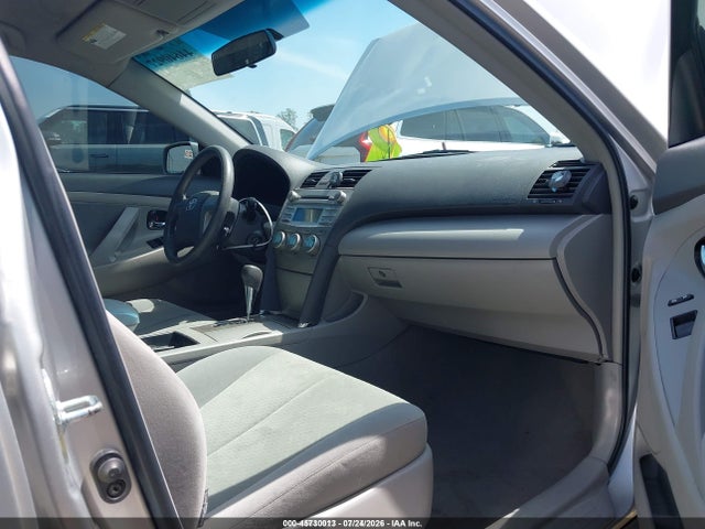 45730013 :رقم المزاد ، 4T4BE46K29R119010 vin ، 2009 Toyota Camry Le مزاد بيع