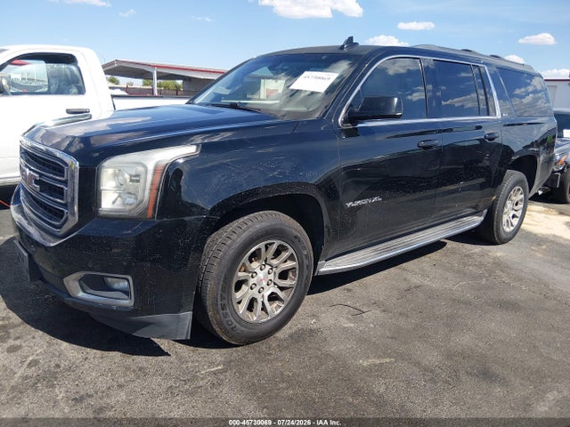 GMC Yukon Xl Sle 2017 1GKS2FKC2HR218112 Image 2