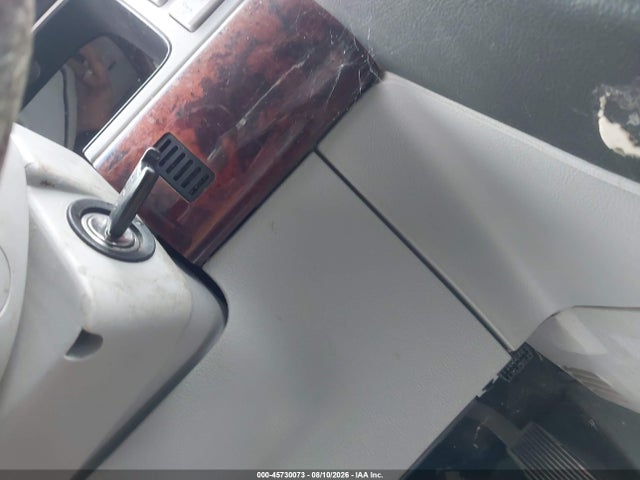 45730073 :رقم المزاد ، 5LMFU27545LJ12617 vin ، 2005 Lincoln Navigator مزاد بيع