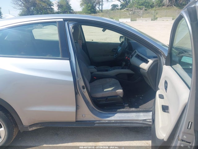 3CZRU6H33HG705924 Honda HR-V LX