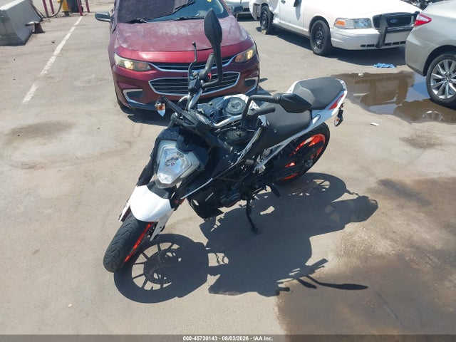 KTM 200 Duke 2020 MD2JPC409LC018084 Image 2