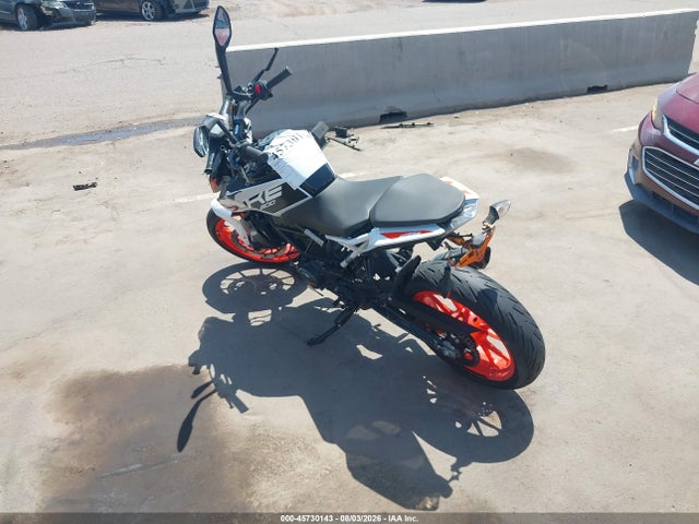 KTM 200 Duke 2020 MD2JPC409LC018084 Image 3