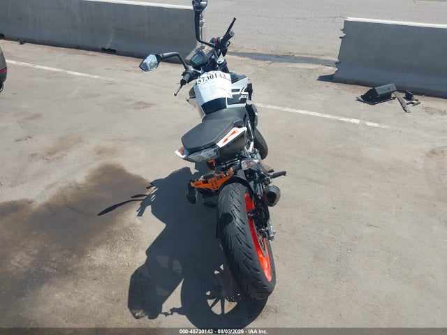 KTM 200 Duke 2020 MD2JPC409LC018084 Image 6