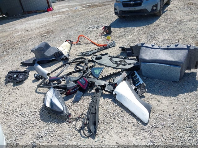 5YJ3E1EB3MF975789 Tesla Model 3 Long Range Dual Motor All-wheel Drive