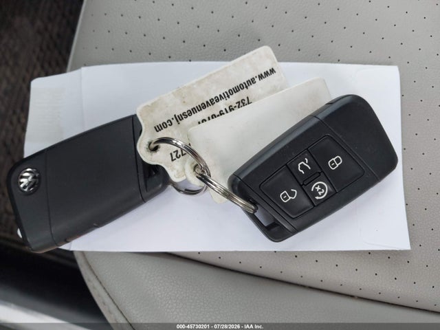 2018 Volkswagen Tiguan 2.0t Se/2.0t Sel მანქანა იყიდება აუქციონზე, vin: 3VV3B7AX6JM155969, აუქციონის ნომერი: 45730201