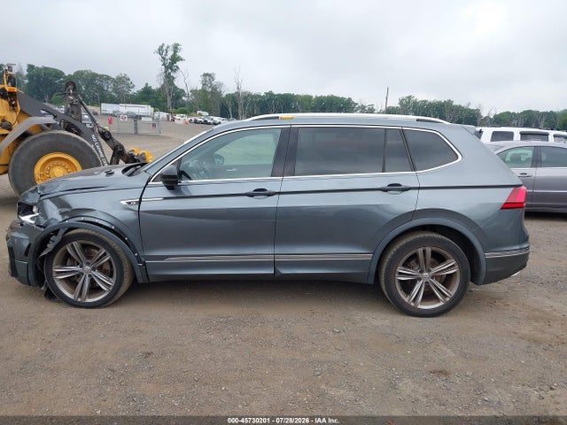 2018 Volkswagen Tiguan 2.0t Se/2.0t Sel მანქანა იყიდება აუქციონზე, vin: 3VV3B7AX6JM155969, აუქციონის ნომერი: 45730201