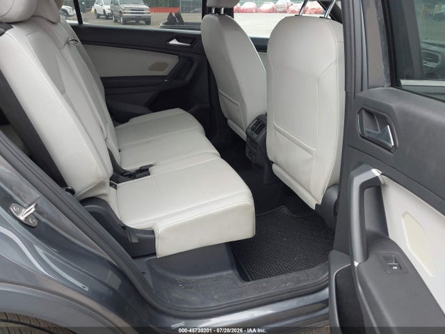 2018 Volkswagen Tiguan 2.0t Se/2.0t Sel მანქანა იყიდება აუქციონზე, vin: 3VV3B7AX6JM155969, აუქციონის ნომერი: 45730201