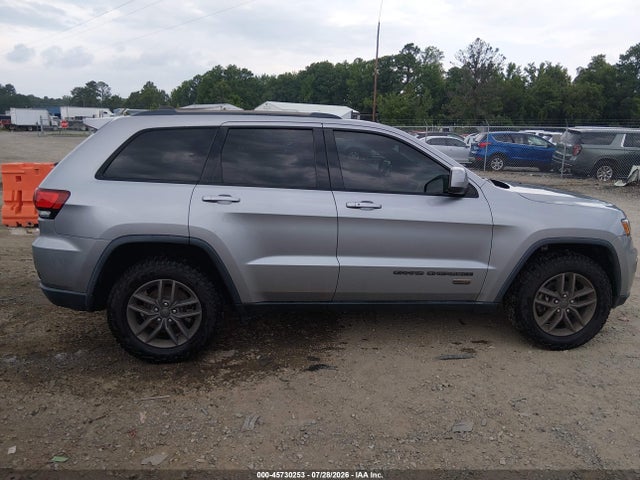 Продажа на аукционе авто 2017 Jeep Grand Cherokee 75th Anniversary Edition, vin: 1C4RJFAG5HC688588, номер лота: 45730253