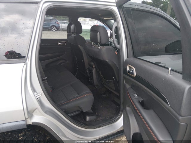 Продажа на аукционе авто 2017 Jeep Grand Cherokee 75th Anniversary Edition, vin: 1C4RJFAG5HC688588, номер лота: 45730253